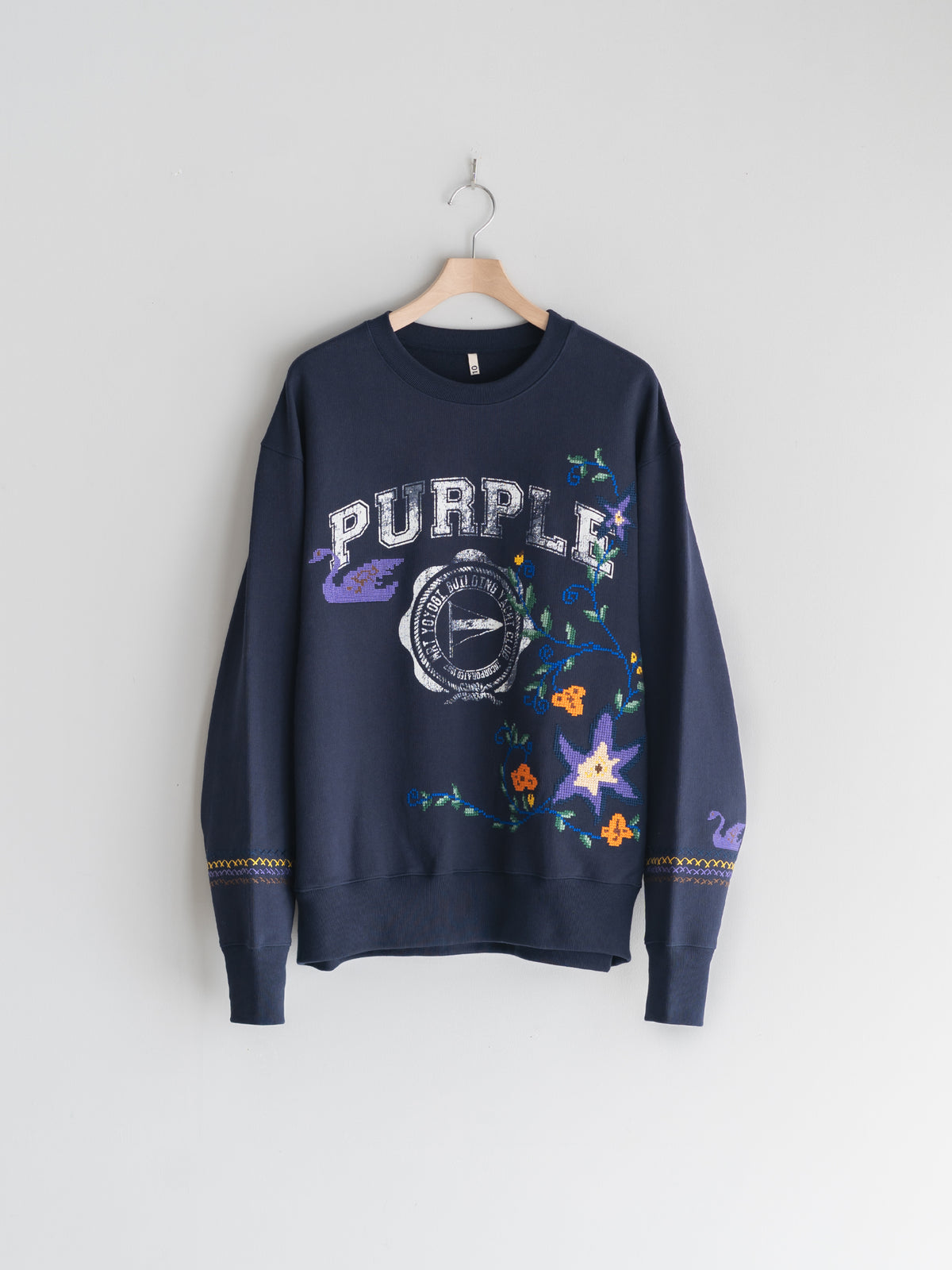 Cross-stitch sweat shirt – +81