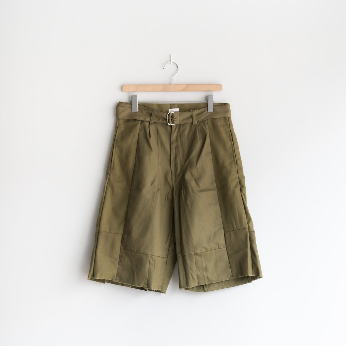 RECONSTRUCTED BIG SHORTS